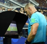 Το VAR έφτασε. Πώς θα επηρεάσει το στοίχημα;