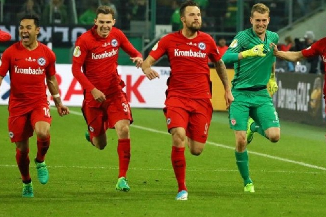 Άιντραχτ Φρανκφουρτης-Κολωνία (21:30) ΓΕΡΜΑΝΙΑ