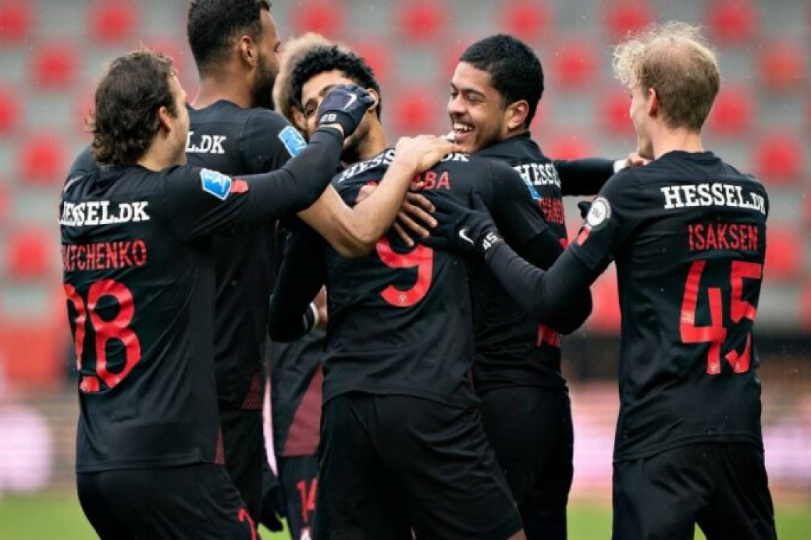 COMBO....28/4/22!!!!